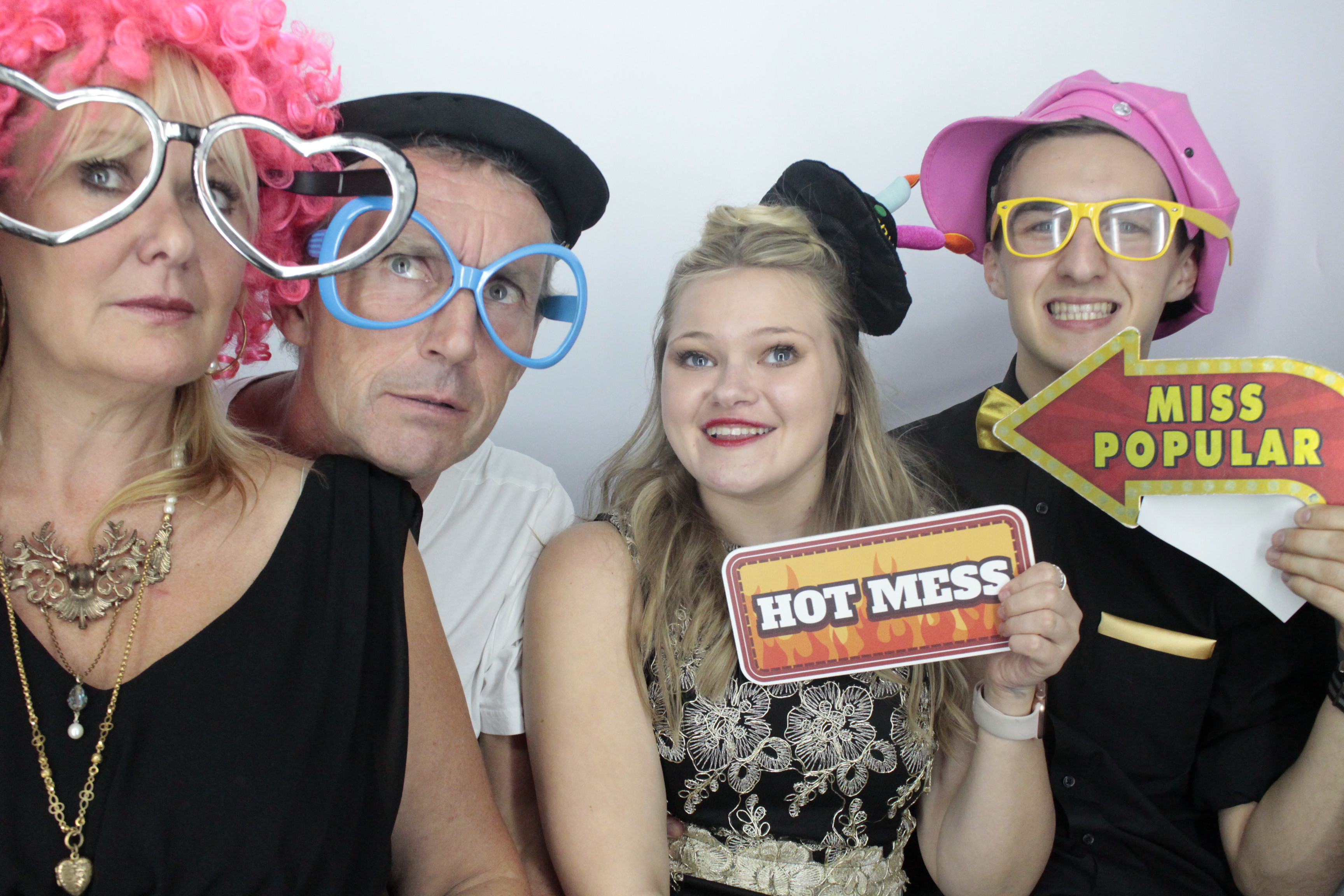 Morgan's 21st Birthday  | View more photos from the event at gallery.myphotoboothexperience.co.uk/u/MyPhotoBoothExperienceLtd/Morgans-21st-Birthday